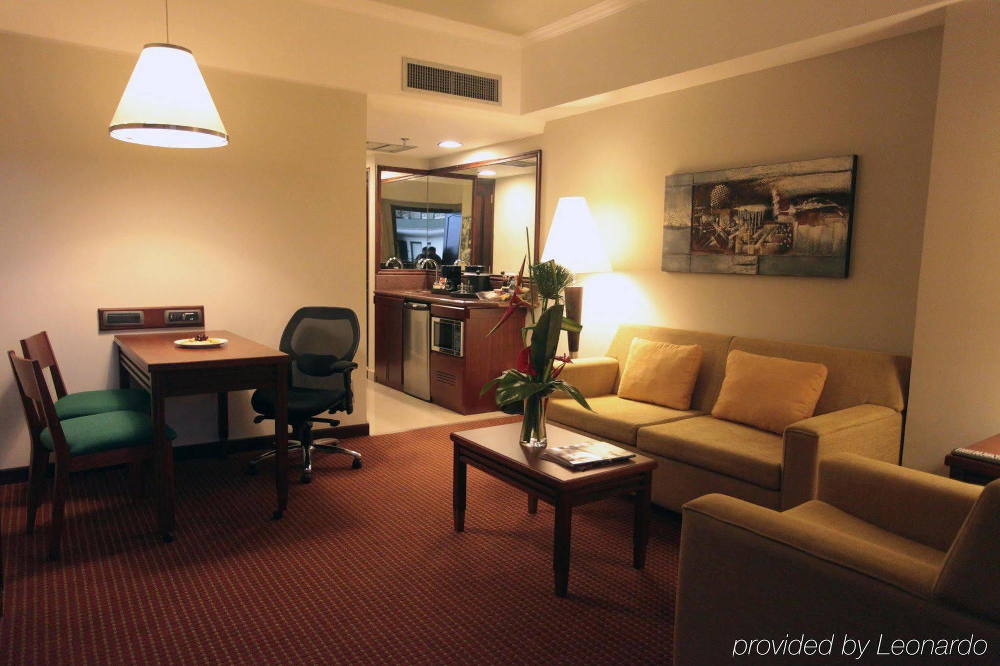 Executive Suites Valencia Habitación foto